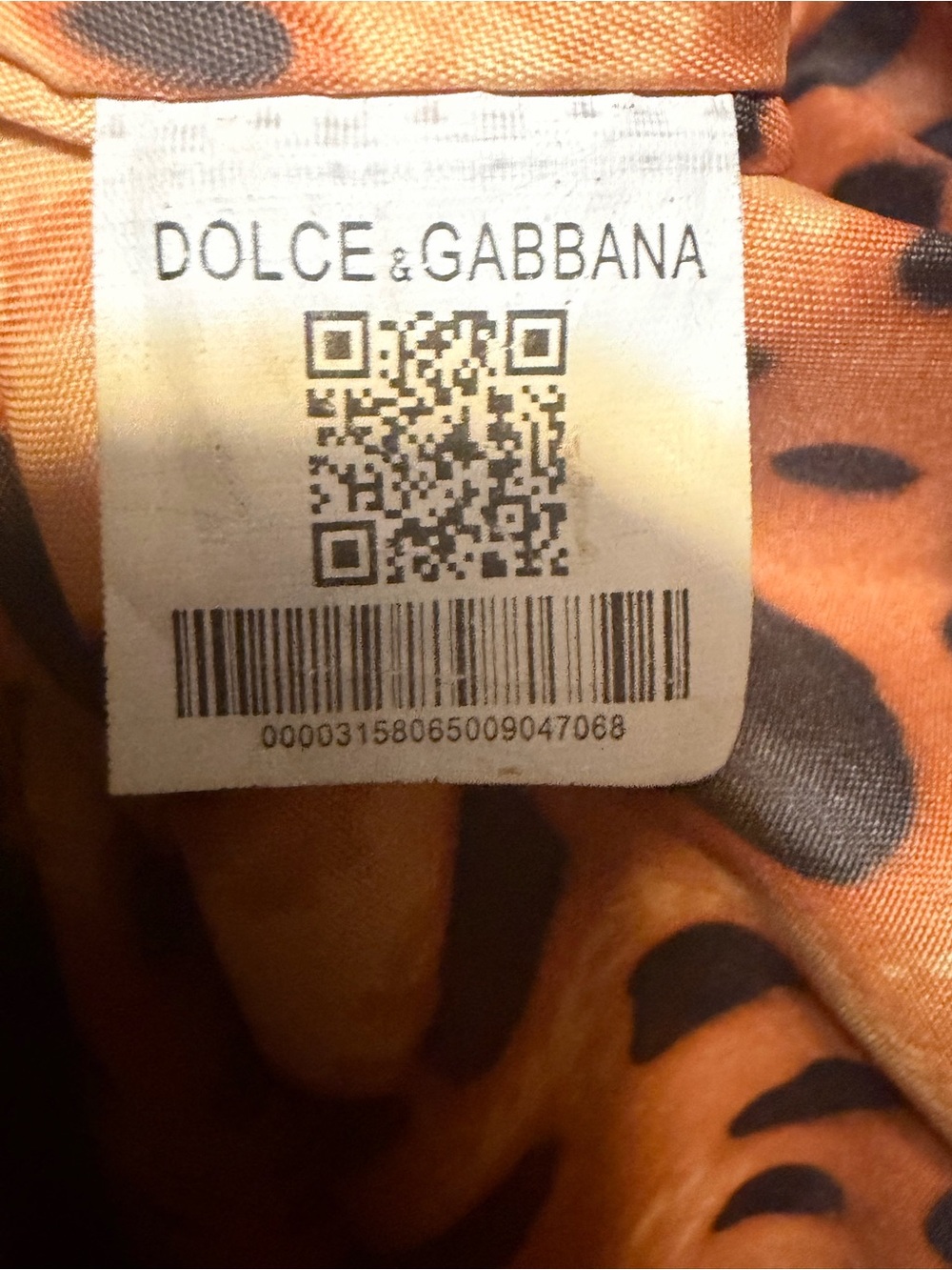 Authentic Dolce and Gabbana Large Calfskin Leather Tote , good condition, LDSale - Picture 5 of 16